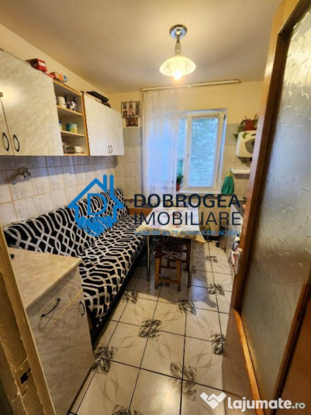 VEST -2 CAMERE SEMIDECOMANDAT , ETAJ 3, 48,85 MP