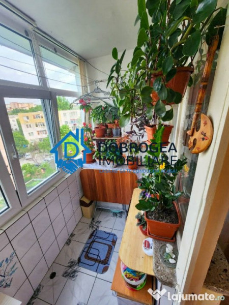 VEST -2 CAMERE SEMIDECOMANDAT , ETAJ 3, 48,85 MP