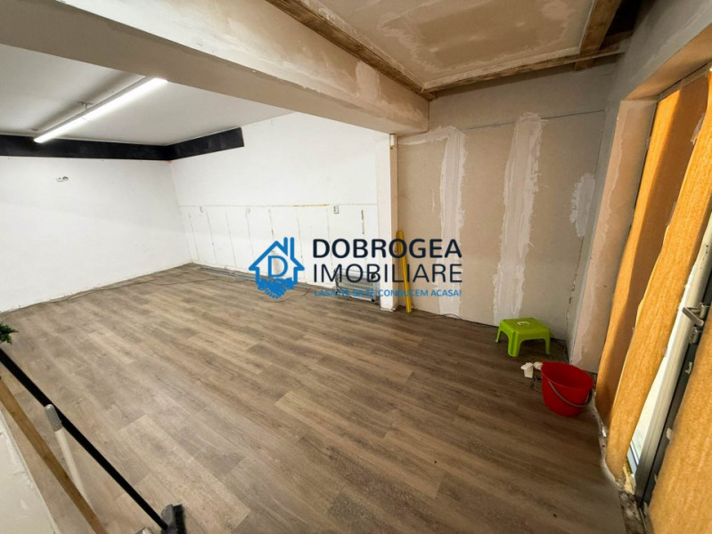 SPATIU COMERCIAL - Strada Gavrilov Corneliu, 3 camere, 73 mp