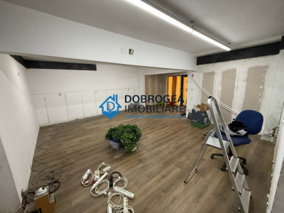 SPATIU COMERCIAL - Strada Gavrilov Corneliu, 3 camere, 73 mp