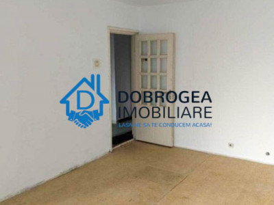 SPITALULUI- 2 CAMERE DECOMANDAT ,SUPRAFATA 54 mp