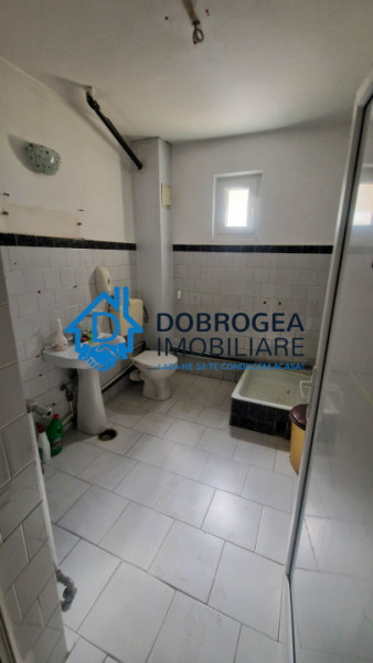 ULTRACENTRAL - SPATIU COMERCIAL ,SUPRAFATA 72 MP, PARTER