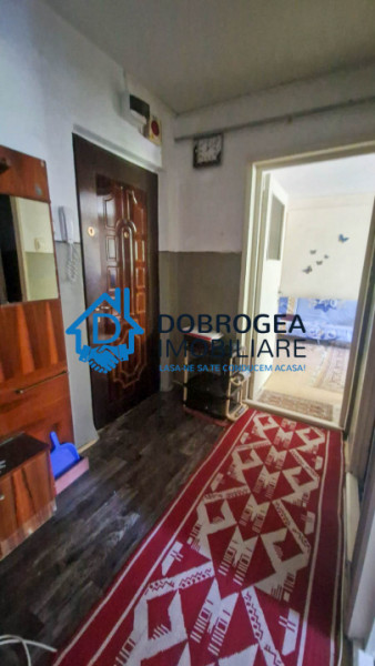 APARTAMENT 3 CAMERE DECOMANDAT , ETAJ 2, CENTRALA GAZ