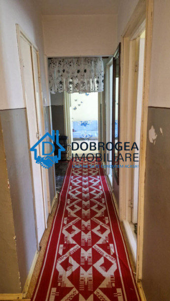 APARTAMENT 3 CAMERE DECOMANDAT , ETAJ 2, CENTRALA GAZ