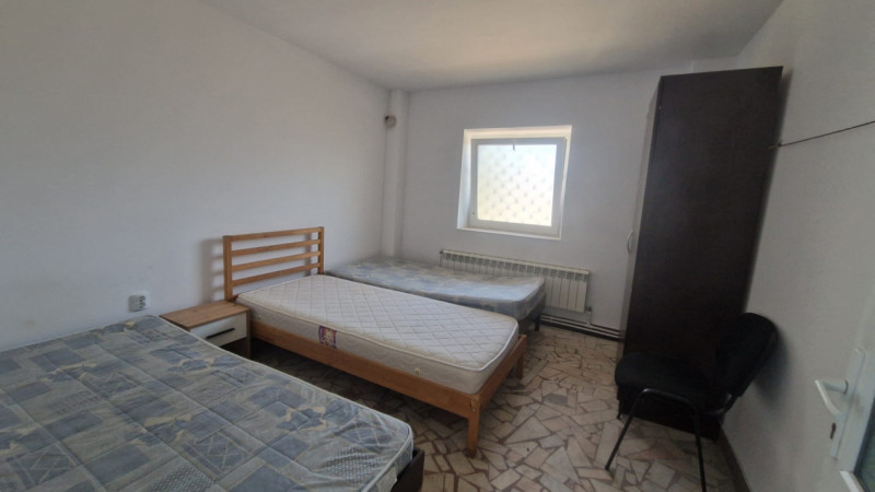 CENTRAL-  3 CAMERE , 6 PATURI  ,PARTER