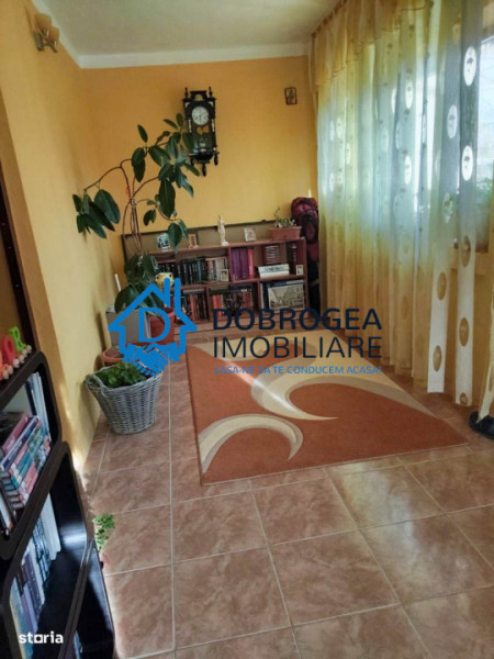 SOMOVA- CASA 5 CAMERE ,SUPRAFATA 175 MP, TEREN 863 MP