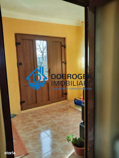 SOMOVA- CASA 5 CAMERE ,SUPRAFATA 175 MP, TEREN 863 MP