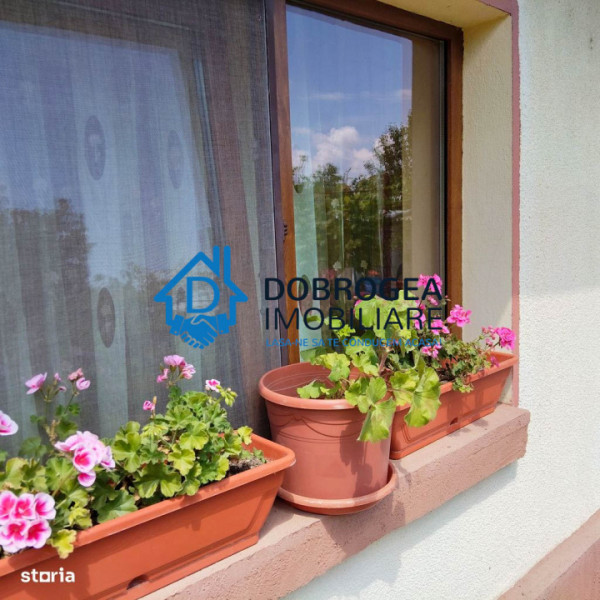 SOMOVA- CASA 5 CAMERE ,SUPRAFATA 175 MP, TEREN 863 MP