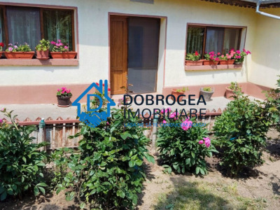 SOMOVA- CASA 5 CAMERE ,SUPRAFATA 175 MP, TEREN 863 MP