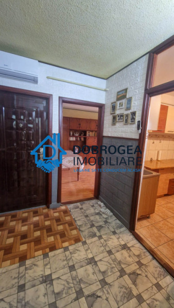  ZONA GAVRILOV - 2 CAMERE DECOMANDAT , CENTRALA GAZ.