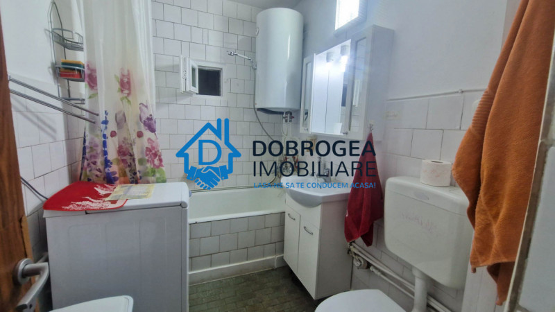  ZONA GAVRILOV - 2 CAMERE DECOMANDAT , CENTRALA GAZ.