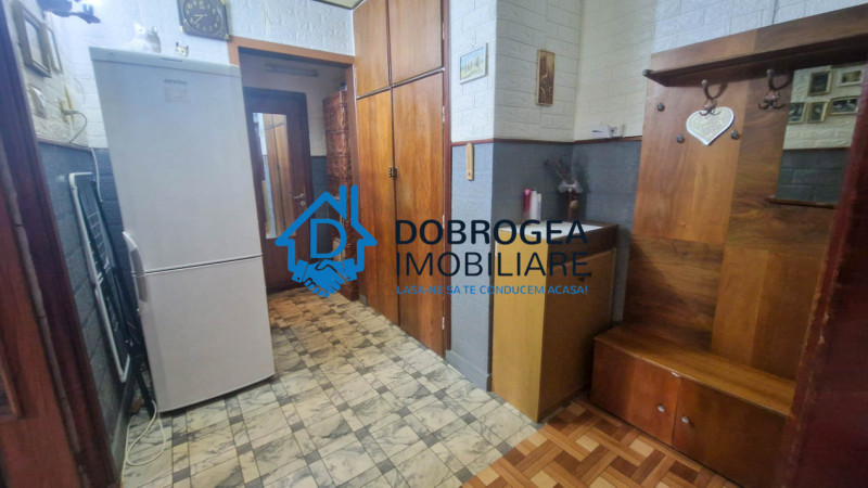 ZONA GAVRILOV - 2 CAMERE DECOMANDAT , CENTRALA GAZ.