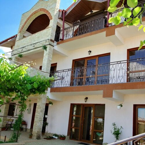 ZONA CENTRALA- CASA P+1+M, TEREN 450 MP