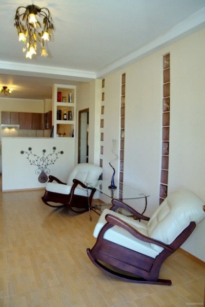  ZONA CENTRALA- CASA P+1+M, TEREN 450 MP