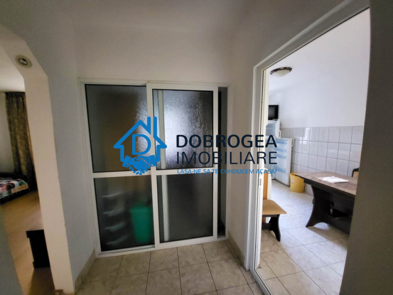 ALUNISULUI -4 CAMERE  SEMIDECOMANDAT, ETAJ 2,  58 MP