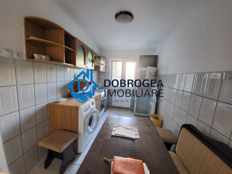 ALUNISULUI -4 CAMERE  SEMIDECOMANDAT, ETAJ 2,  58 MP