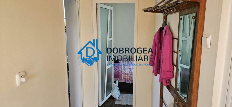  ZONA CENTRALA - CASA 3 CAMERE, TEREN 360 MP