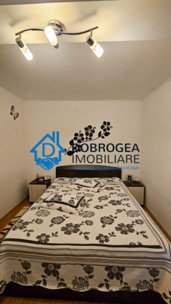 SOMOVA- CASA 4 CAMERE ,SUPRAFATA 98 MP, TEREN 1400 MP