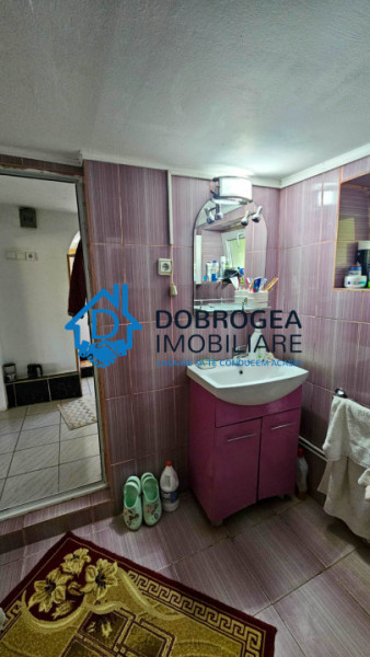 SOMOVA- CASA 4 CAMERE ,SUPRAFATA 98 MP, TEREN 1400 MP