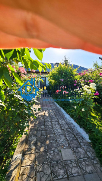 SOMOVA- CASA 4 CAMERE ,SUPRAFATA 98 MP, TEREN 1400 MP