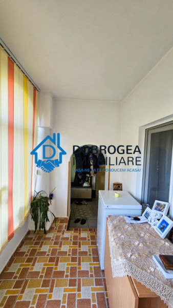SOMOVA- CASA 4 CAMERE ,SUPRAFATA 98 MP, TEREN 1400 MP