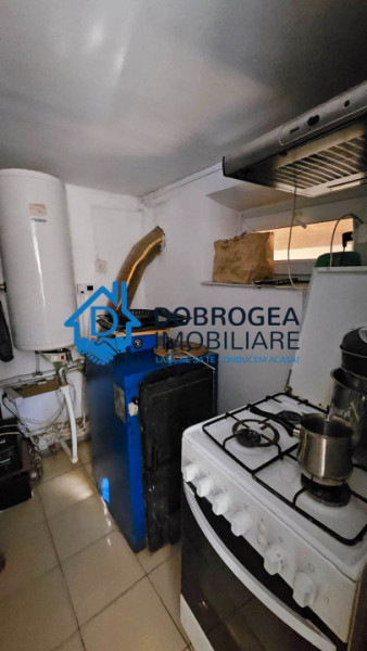SOMOVA- CASA 4 CAMERE ,SUPRAFATA 98 MP, TEREN 1400 MP