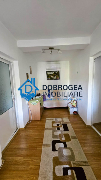 SOMOVA- CASA 4 CAMERE ,SUPRAFATA 98 MP, TEREN 1400 MP