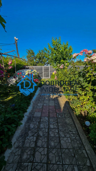 SOMOVA- CASA 4 CAMERE ,SUPRAFATA 98 MP, TEREN 1400 MP