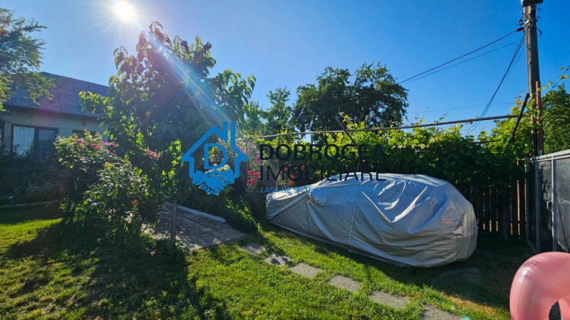 SOMOVA- CASA 4 CAMERE ,SUPRAFATA 98 MP, TEREN 1400 MP