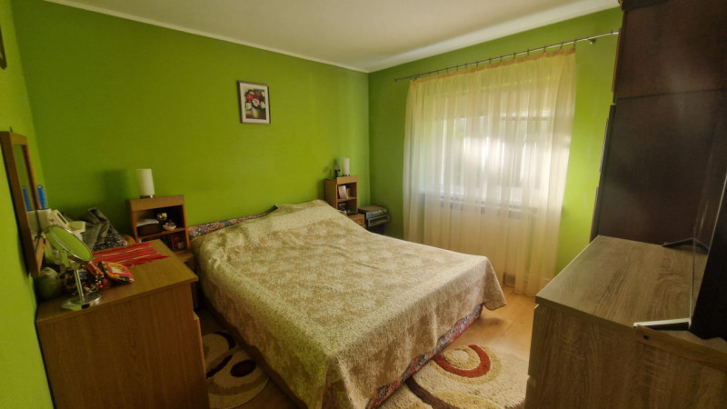 E3- 3 CAMERE DECOMANDAT ETAJ 3, CENTRALA GAZ