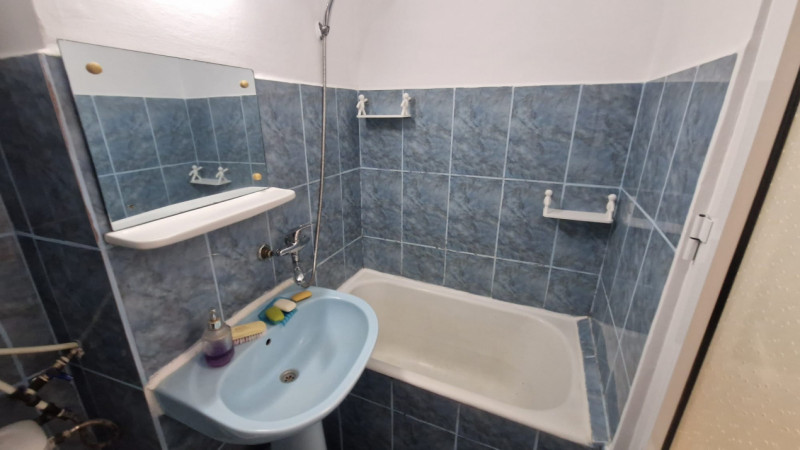 ZONA 23 AUGUST-APARTAMENT 3 CAMERE , SUPRAFATA 37,64 MP