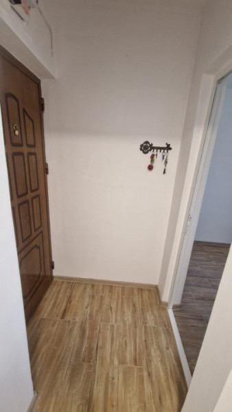ZONA 23 AUGUST-APARTAMENT 3 CAMERE , SUPRAFATA 37,64 MP