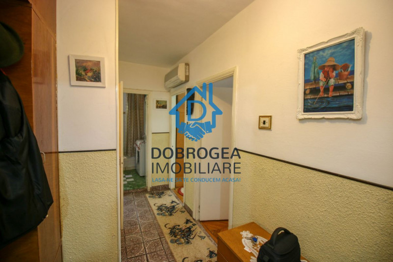 Ultracentral, 3 camere, Etaj 1, decomandat