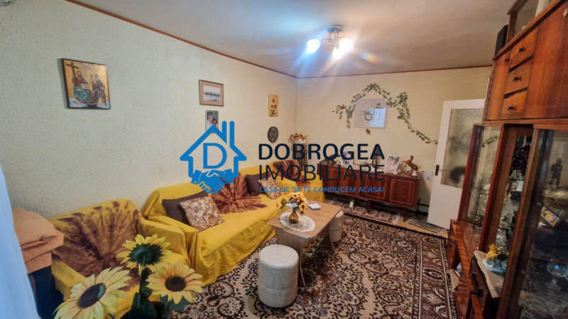 APARTAMENT 3 CAMERE DECOMANDAT, ETAJ 1
