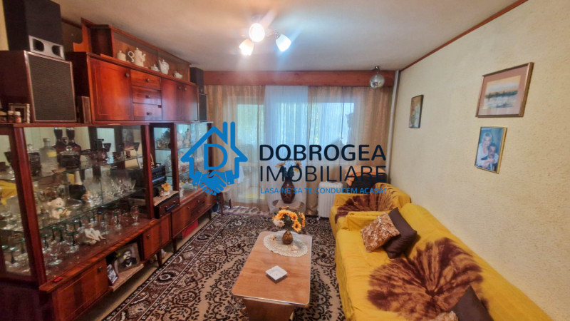 APARTAMENT 3 CAMERE DECOMANDAT, ETAJ 1