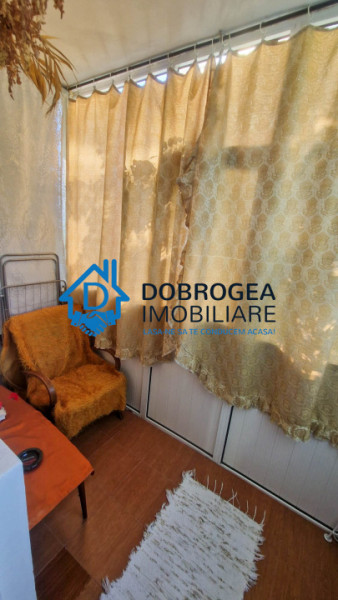 APARTAMENT 3 CAMERE DECOMANDAT, ETAJ 1