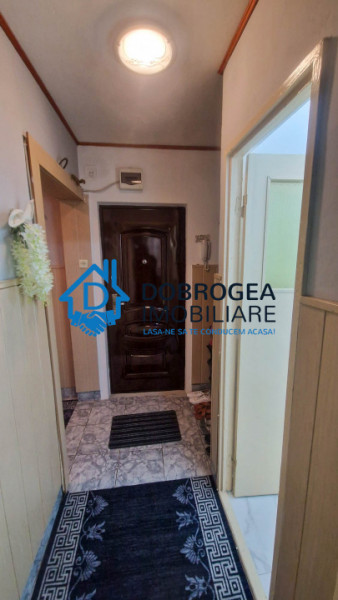 APARTAMENT 3 CAMERE DECOMANDAT, ETAJ 1