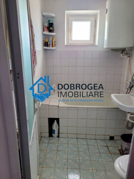 23 AUGUST-APARTAMENT 2 CAMERE , ETAJ 3 ,  SUPRAFATA 38 MP