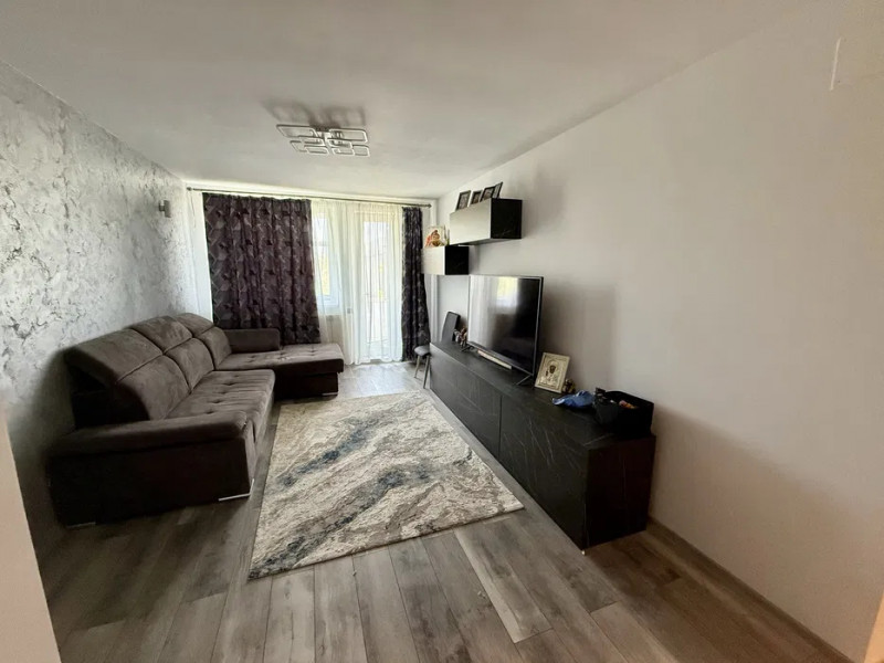 APARTAMENT 2 CAMERE DECOMANDAT  ,CENTRALA GAZ