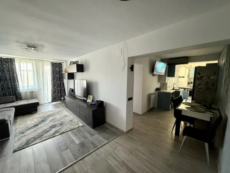 APARTAMENT 2 CAMERE DECOMANDAT  ,CENTRALA GAZ