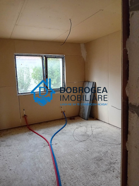 MURIGHIOL- CASA NOUA 5 CAMERE SEMIFINISATA ,TEREN 1000 MP
