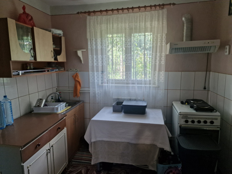 ZONA 23 AUGUST-CASA  4 CAMERE, TEREN 931 MP