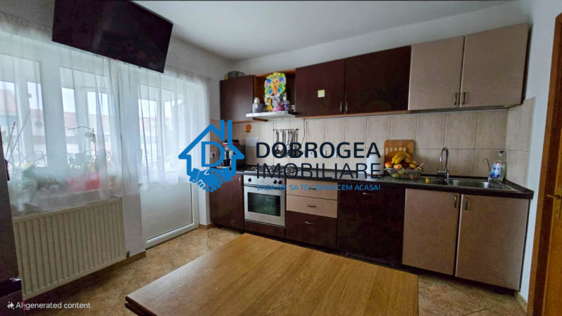 ULTRACENTRAL-DUPLEX 3 CAMERE, MOBILAT SI UTILAT