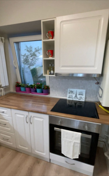 APARTAMENT 2 CAMERE ,CENTRALA GAZ .