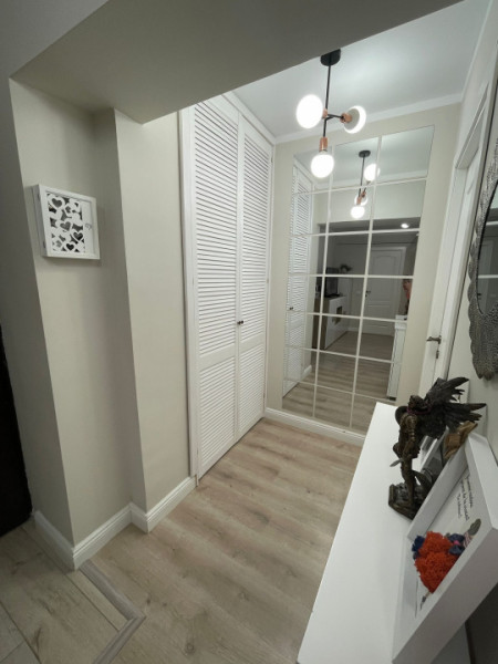 APARTAMENT 2 CAMERE ,CENTRALA GAZ .