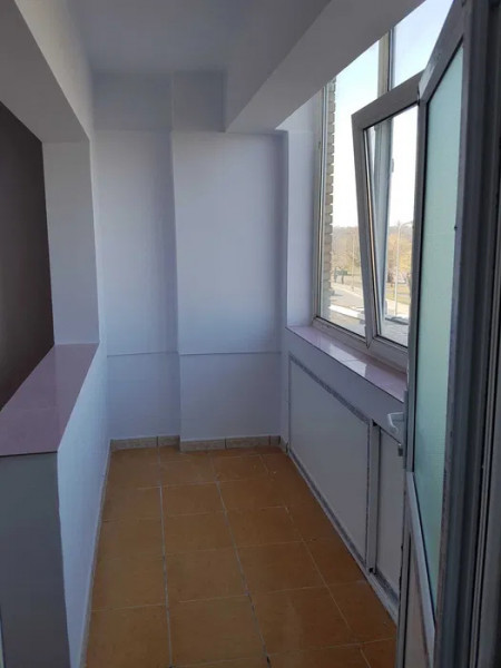 ZONA PELICAN- 2 CAMERE DECOMANDAT,ETAJ 2