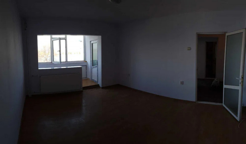 ZONA PELICAN- 2 CAMERE DECOMANDAT,ETAJ 2