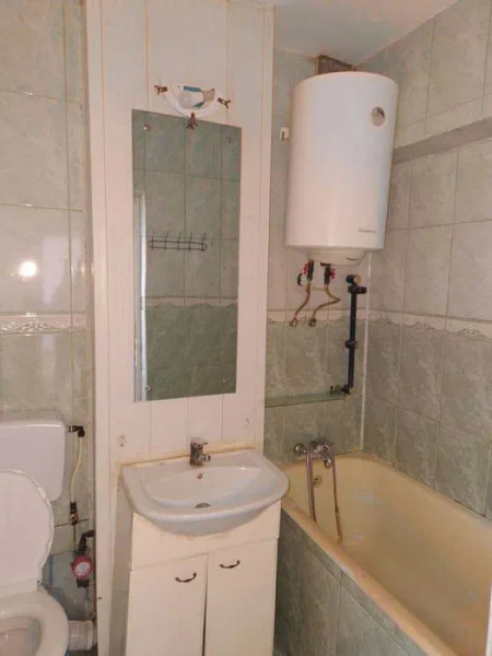 ZONA PELICAN- 2 CAMERE DECOMANDAT,ETAJ 2