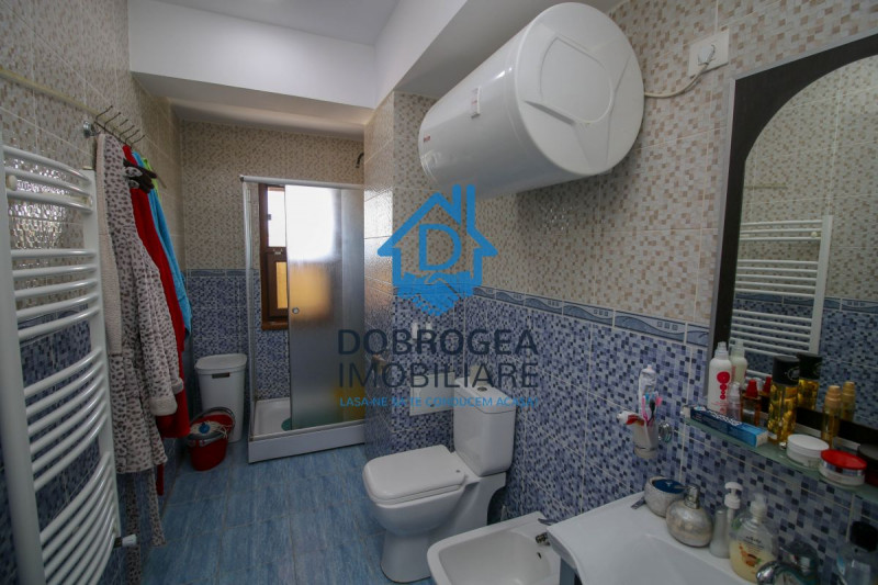 Gloriei, 2 camere, decomandat, mobilat si utilat complet, bloc 2010