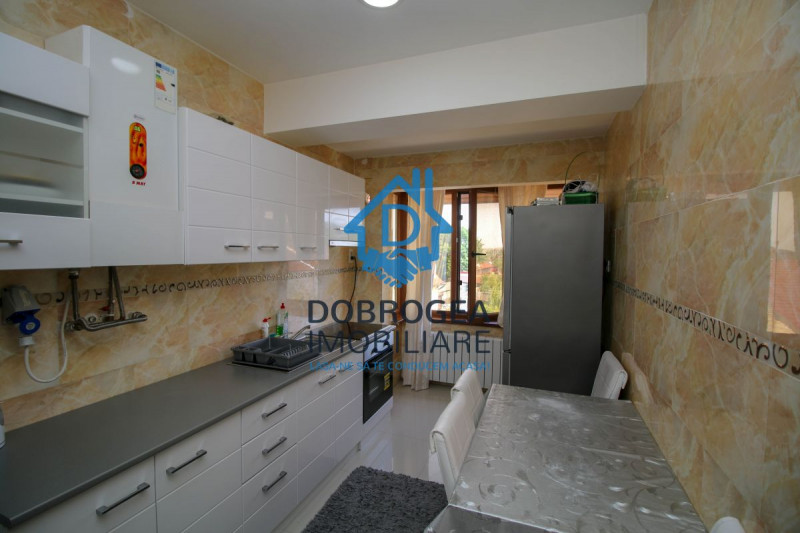 Gloriei, 2 camere, decomandat, mobilat si utilat complet, bloc 2010